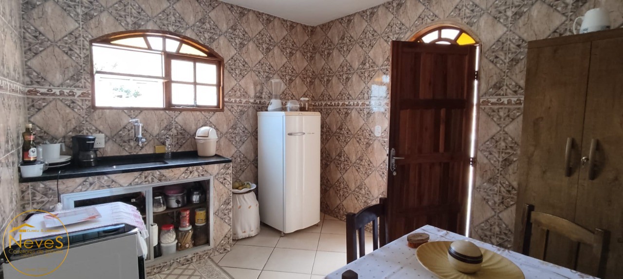 Casa à venda com 3 quartos, 450m² - Foto 14