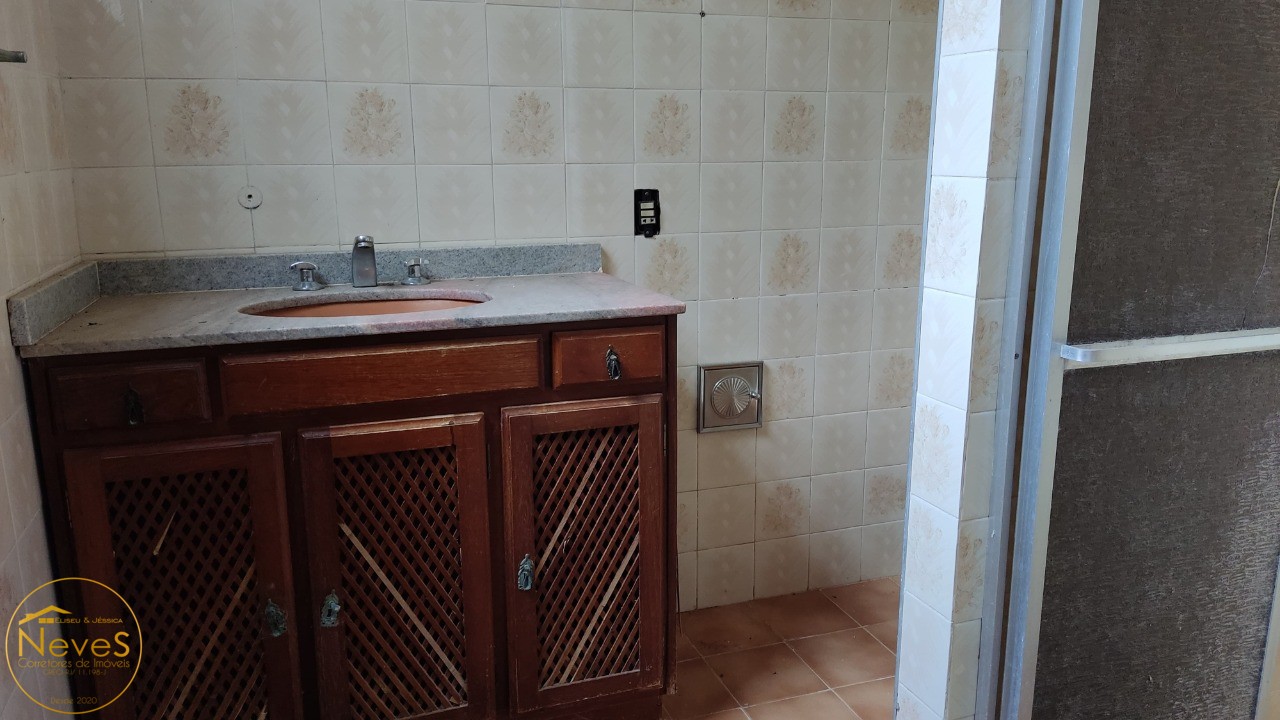 Casa à venda com 4 quartos, 1990m² - Foto 17