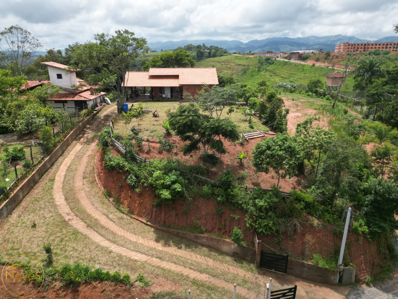 Casa à venda com 2 quartos, 2300m² - Foto 27