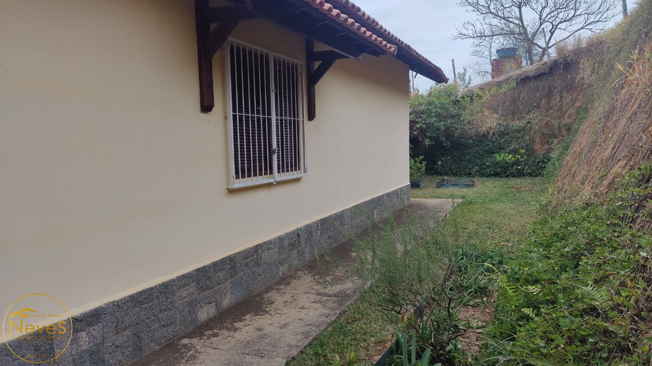 Casa à venda com 3 quartos, 1740m² - Foto 26