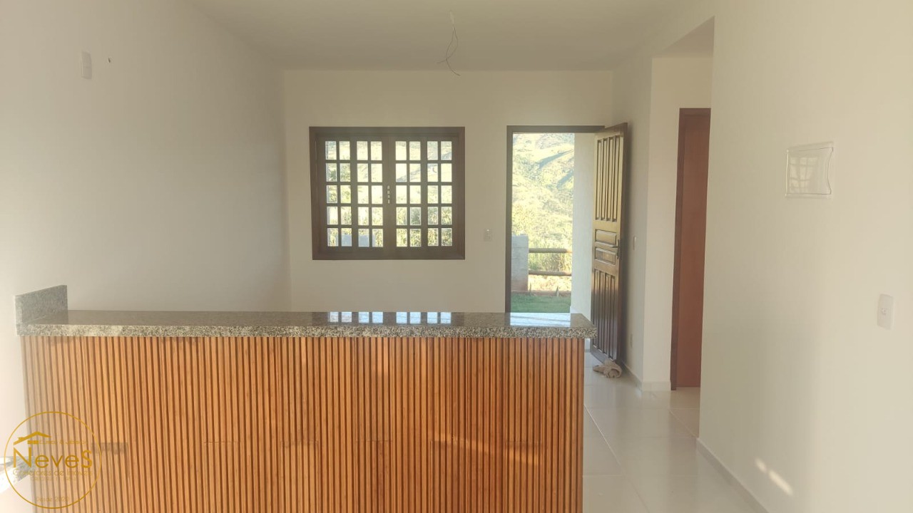 Casa à venda com 2 quartos, 180m² - Foto 5