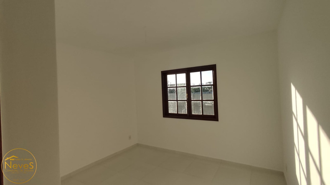 Casa à venda com 2 quartos, 180m² - Foto 6