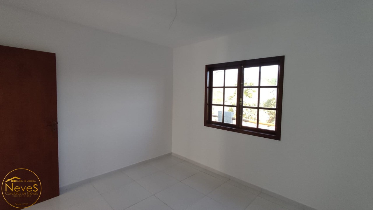 Casa à venda com 2 quartos, 180m² - Foto 11