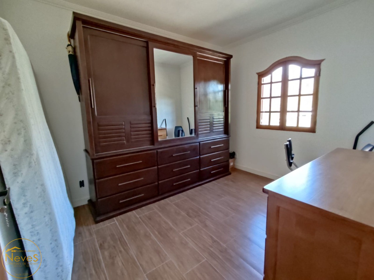 Casa à venda com 2 quartos, 360m² - Foto 10