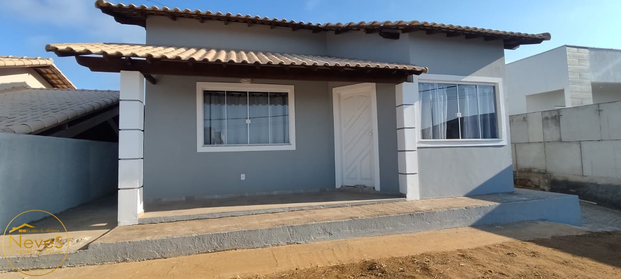 Casa à venda com 2 quartos, 360m² - Foto 1