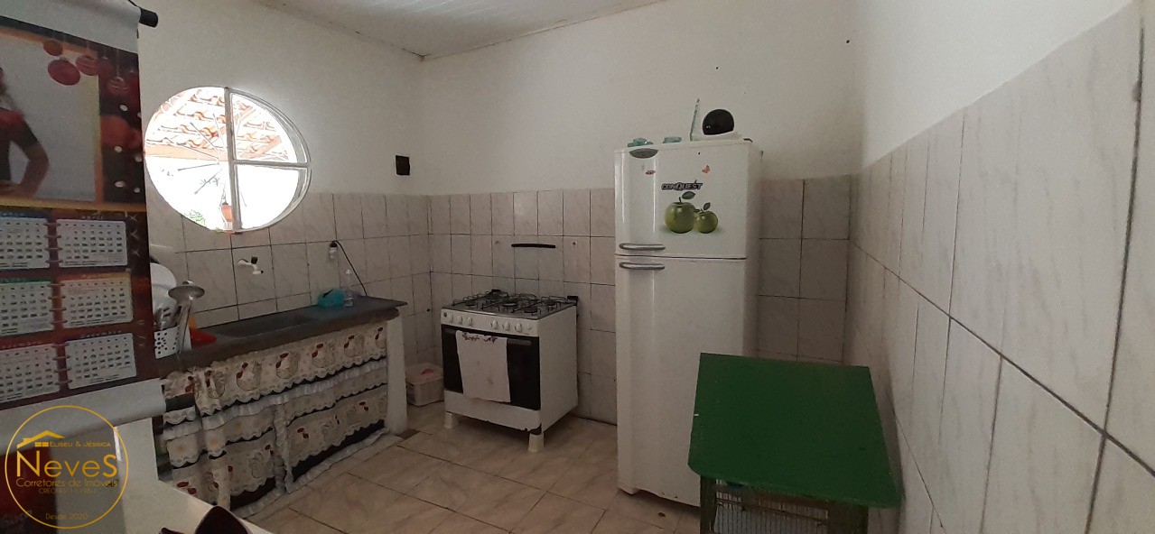 Casa à venda com 7 quartos, 300m² - Foto 13