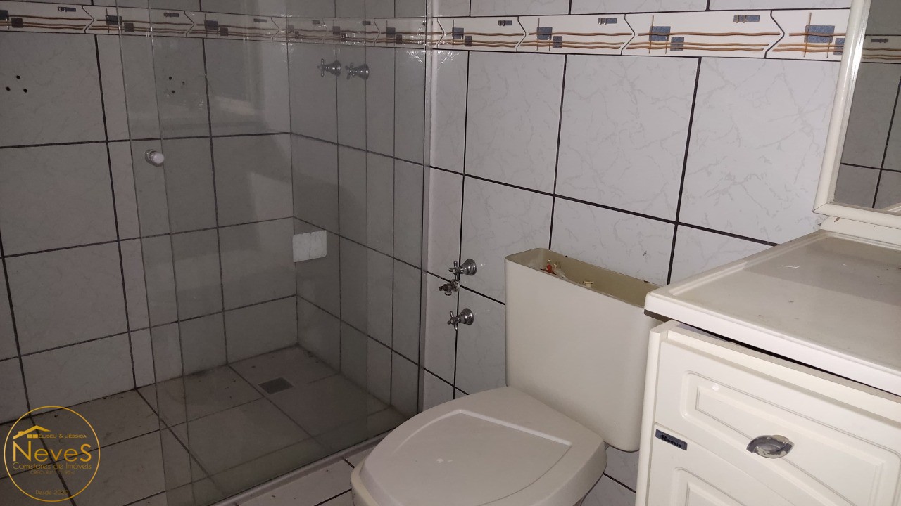 Casa à venda com 4 quartos, 1990m² - Foto 16