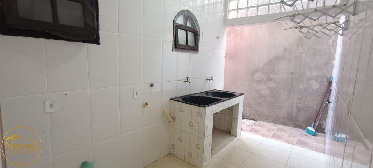 Casa à venda com 3 quartos, 150m² - Foto 16