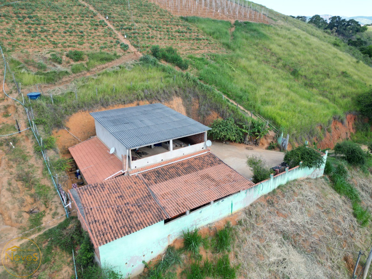 Sítio à venda com 2 quartos, 15486m² - Foto 2