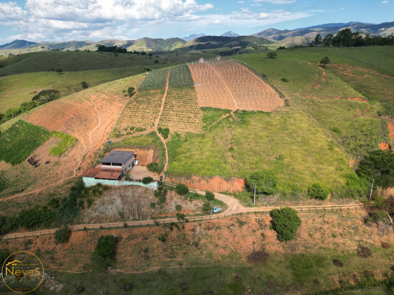 Sítio à venda com 2 quartos, 15486m² - Foto 31