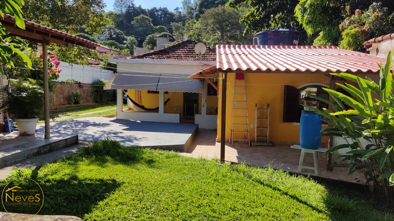 Casa à venda com 3 quartos, 600m² - Foto 4