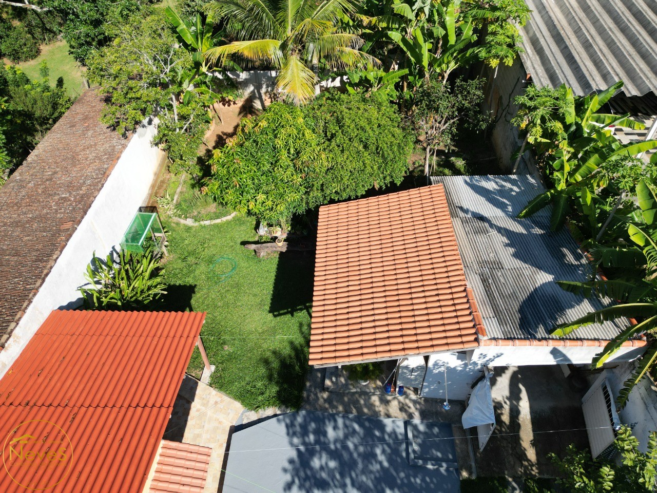 Casa à venda com 3 quartos, 600m² - Foto 7