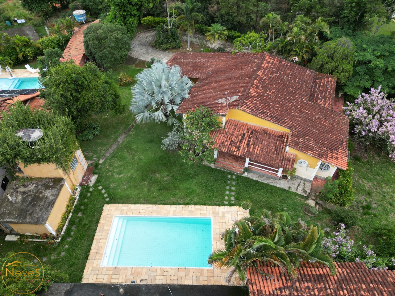 Sítio à venda com 5 quartos, 2871m² - Foto 47