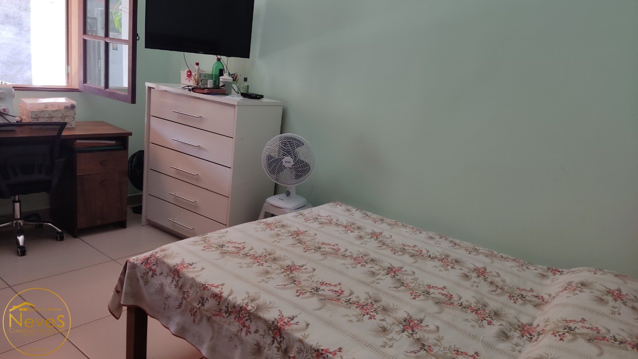 Casa à venda com 3 quartos, 600m² - Foto 13