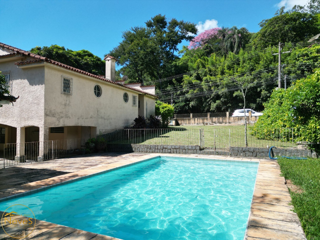 Casa à venda com 6 quartos, 2000m² - Foto 28