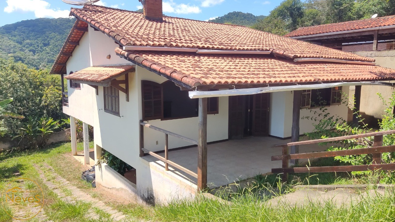 Casa à venda com 3 quartos, 527m² - Foto 2