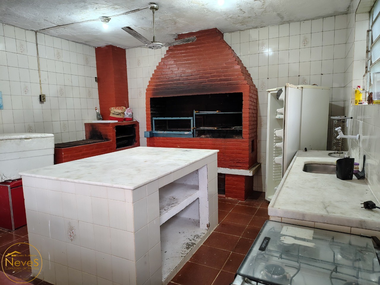 Sítio à venda com 5 quartos, 2871m² - Foto 28