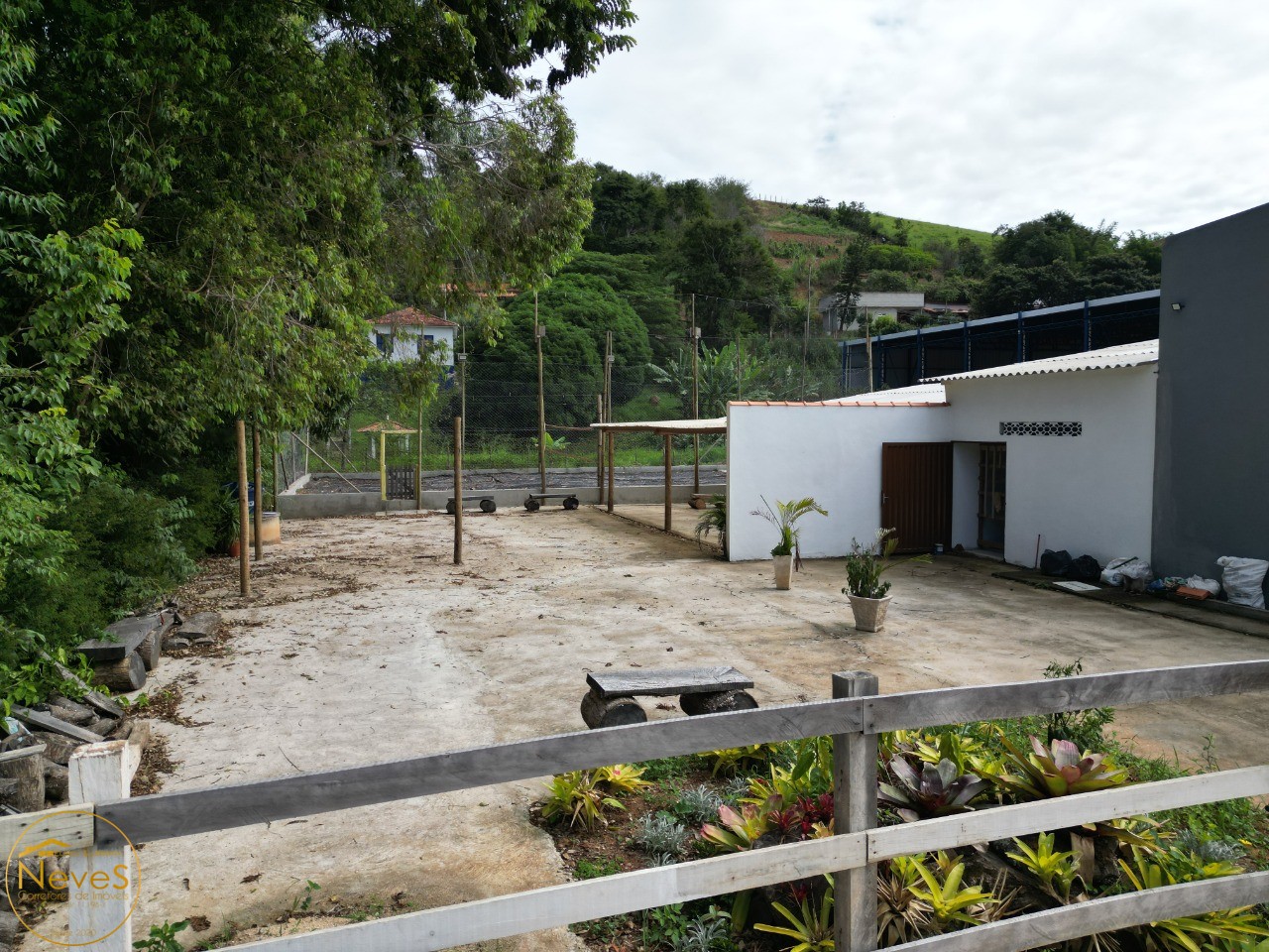 Terreno à venda, 922m² - Foto 1