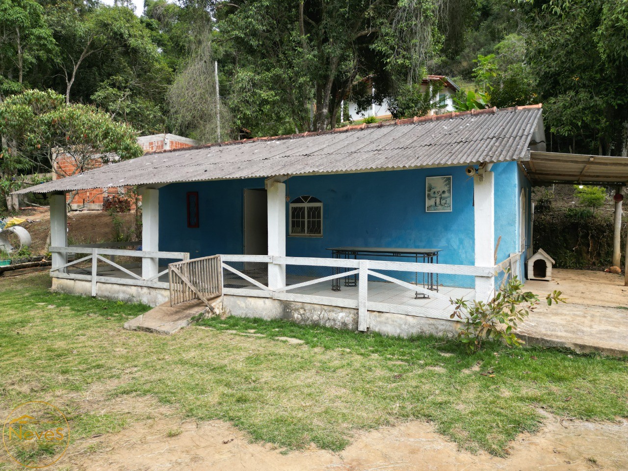 Casa à venda com 2 quartos, 752m² - Foto 1