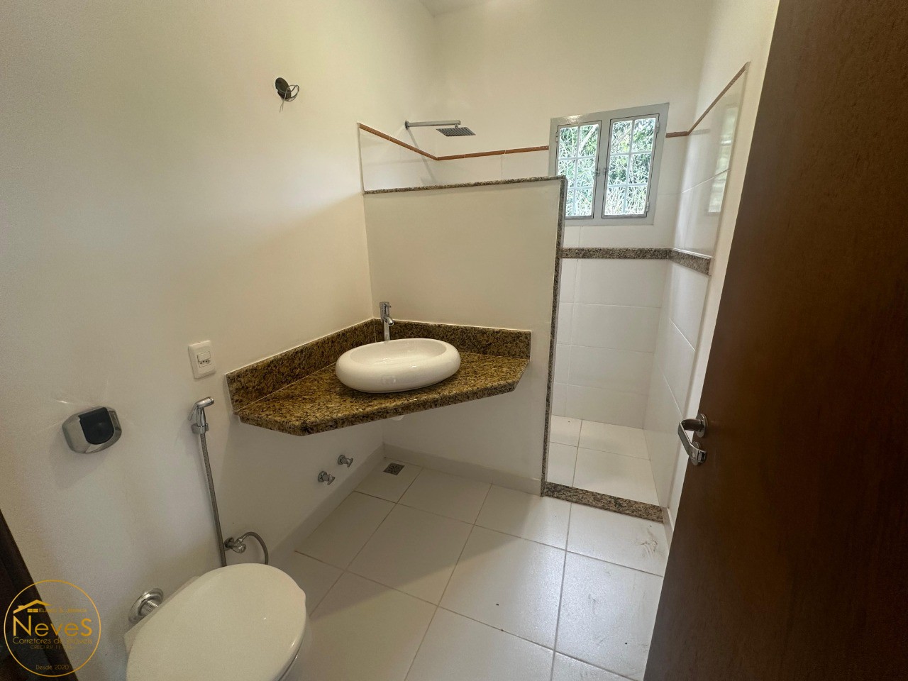 Casa à venda com 3 quartos, 666m² - Foto 24