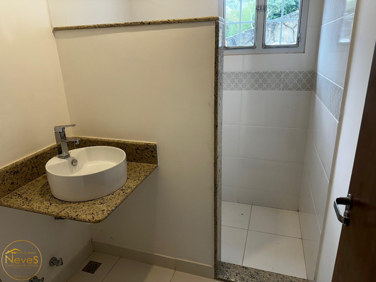 Casa à venda com 3 quartos, 666m² - Foto 23