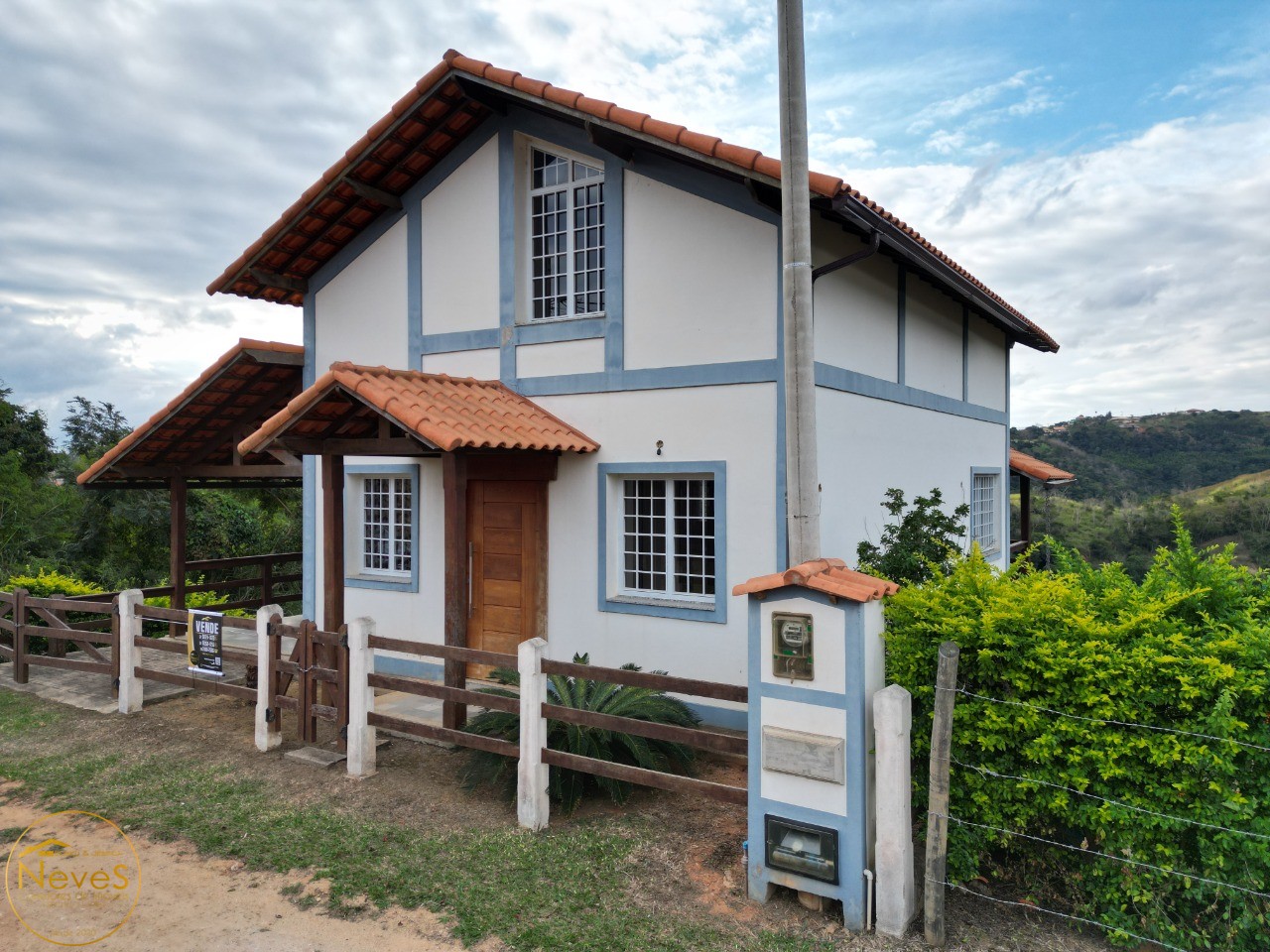 Casa à venda com 3 quartos, 666m² - Foto 3