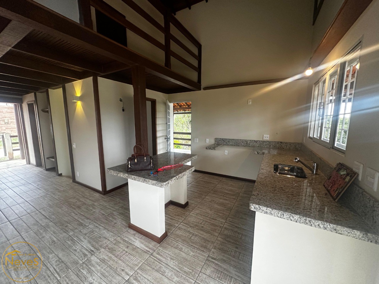 Casa à venda com 3 quartos, 666m² - Foto 11