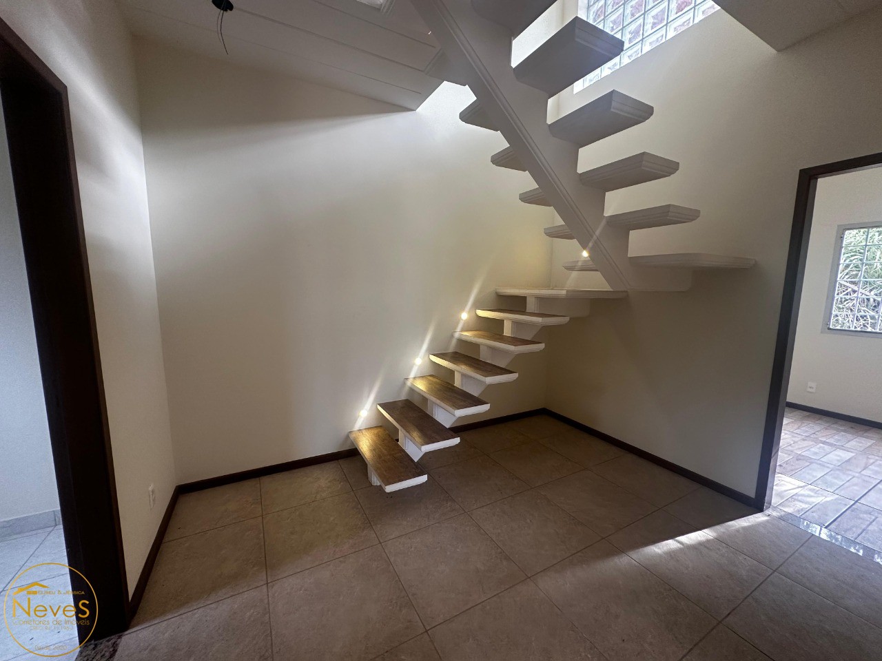 Casa à venda com 3 quartos, 666m² - Foto 38