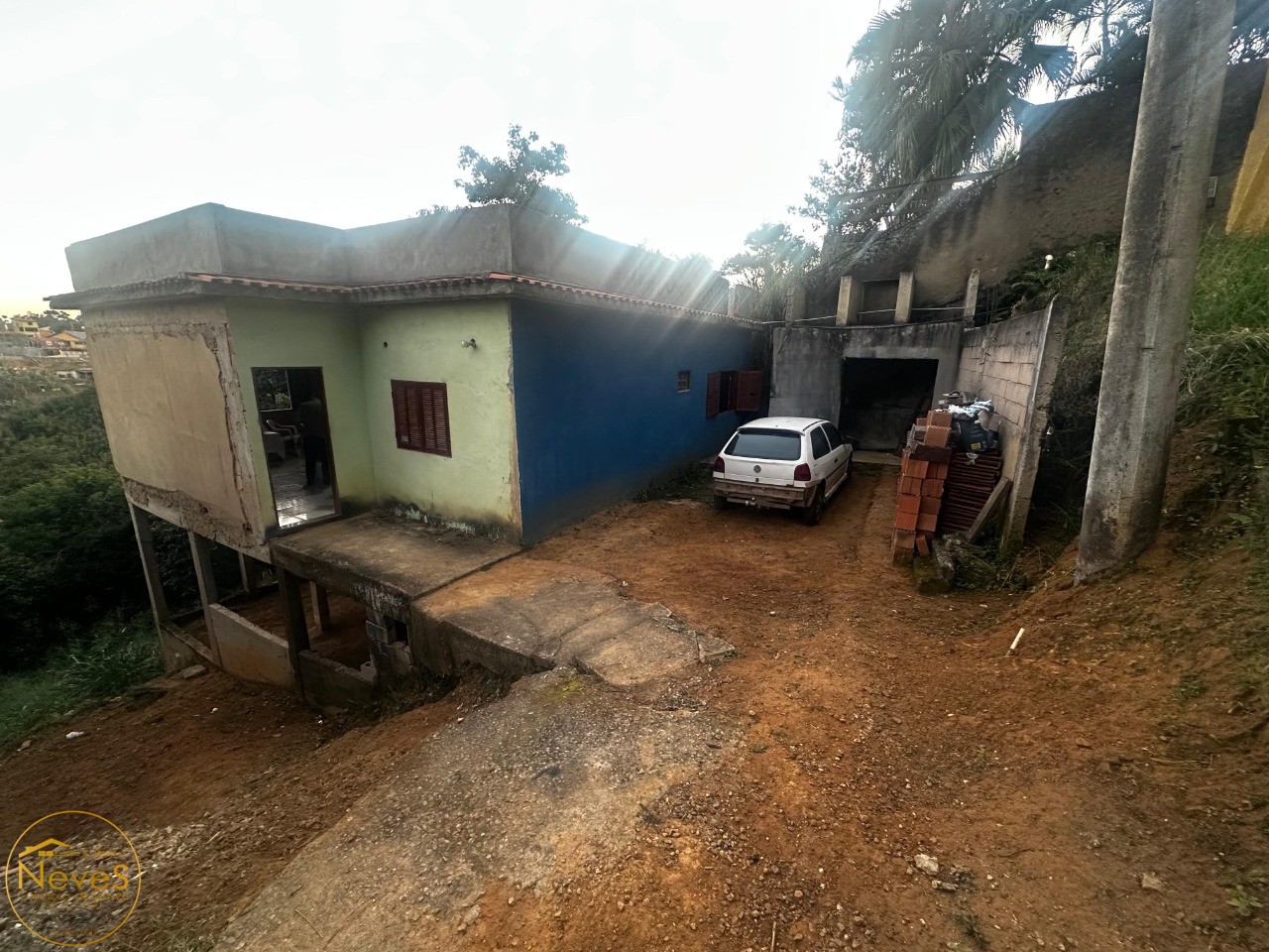 Casa à venda com 2 quartos, 1127m² - Foto 1