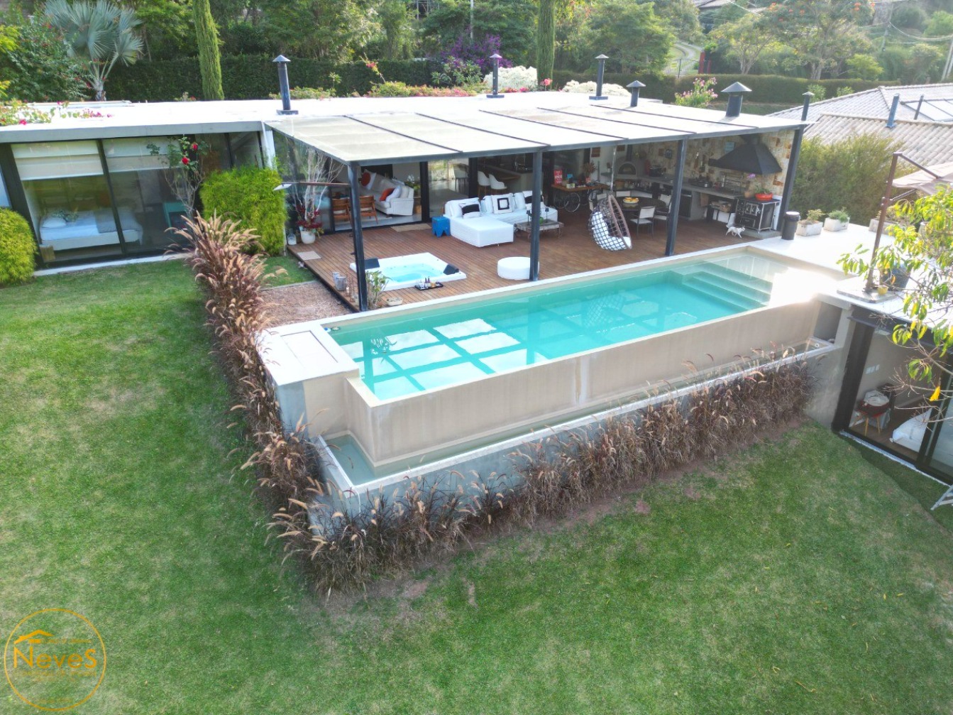 Casa à venda com 3 quartos, 5396m² - Foto 2