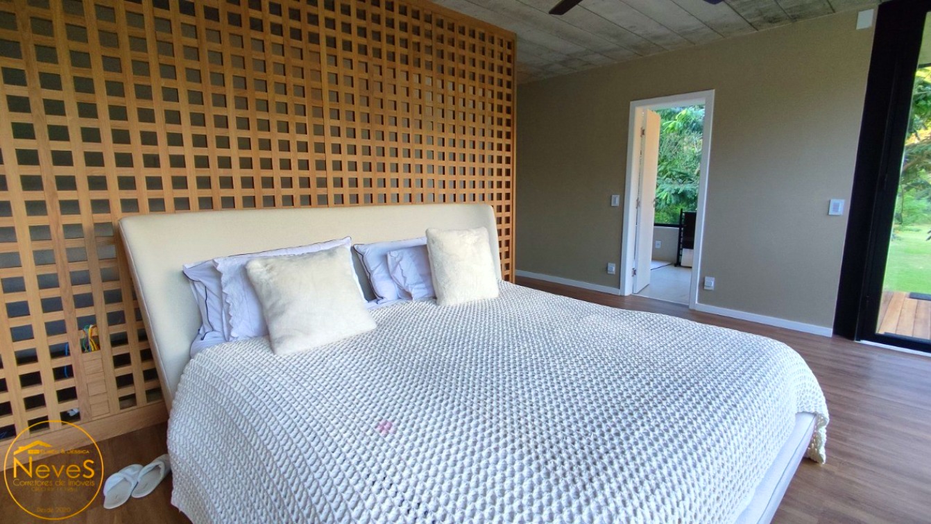 Casa à venda com 3 quartos, 5396m² - Foto 27
