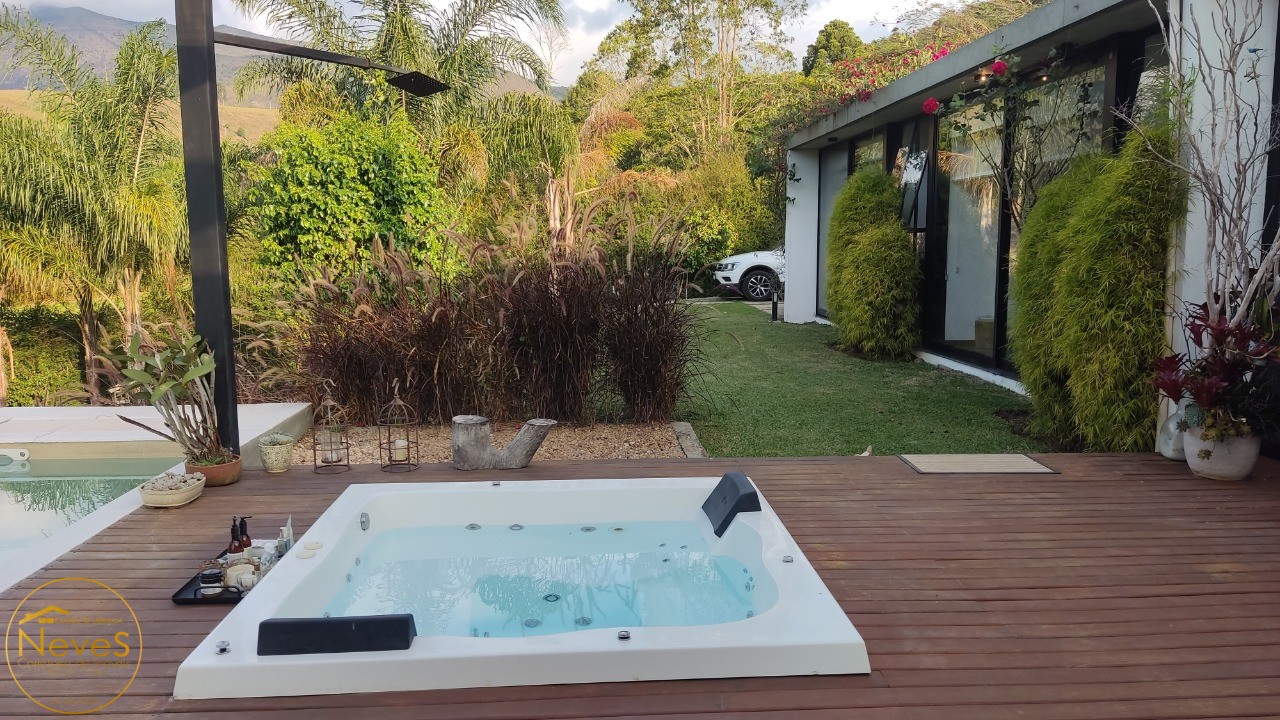 Casa à venda com 3 quartos, 5396m² - Foto 9