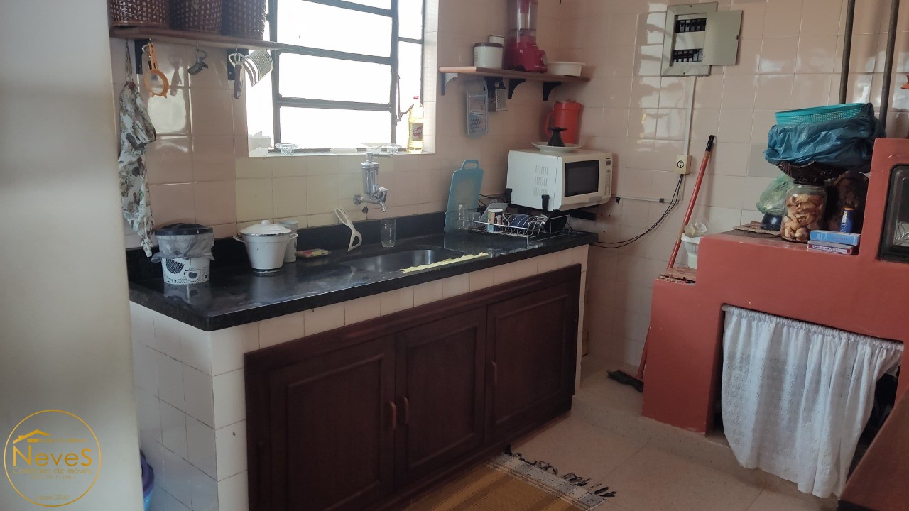 Casa à venda com 2 quartos, 850m² - Foto 19