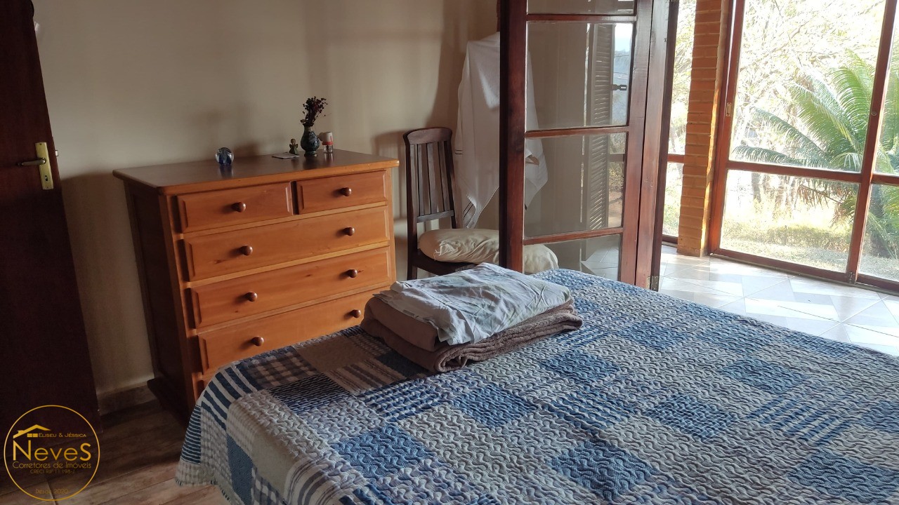 Casa à venda com 2 quartos, 850m² - Foto 16