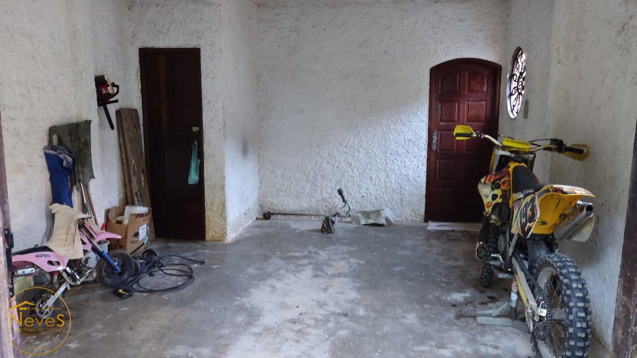Casa à venda com 4 quartos, 2659m² - Foto 27