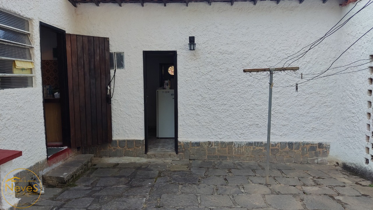 Casa à venda com 4 quartos, 2659m² - Foto 19