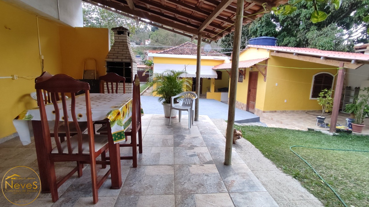 Casa à venda com 3 quartos, 600m² - Foto 5