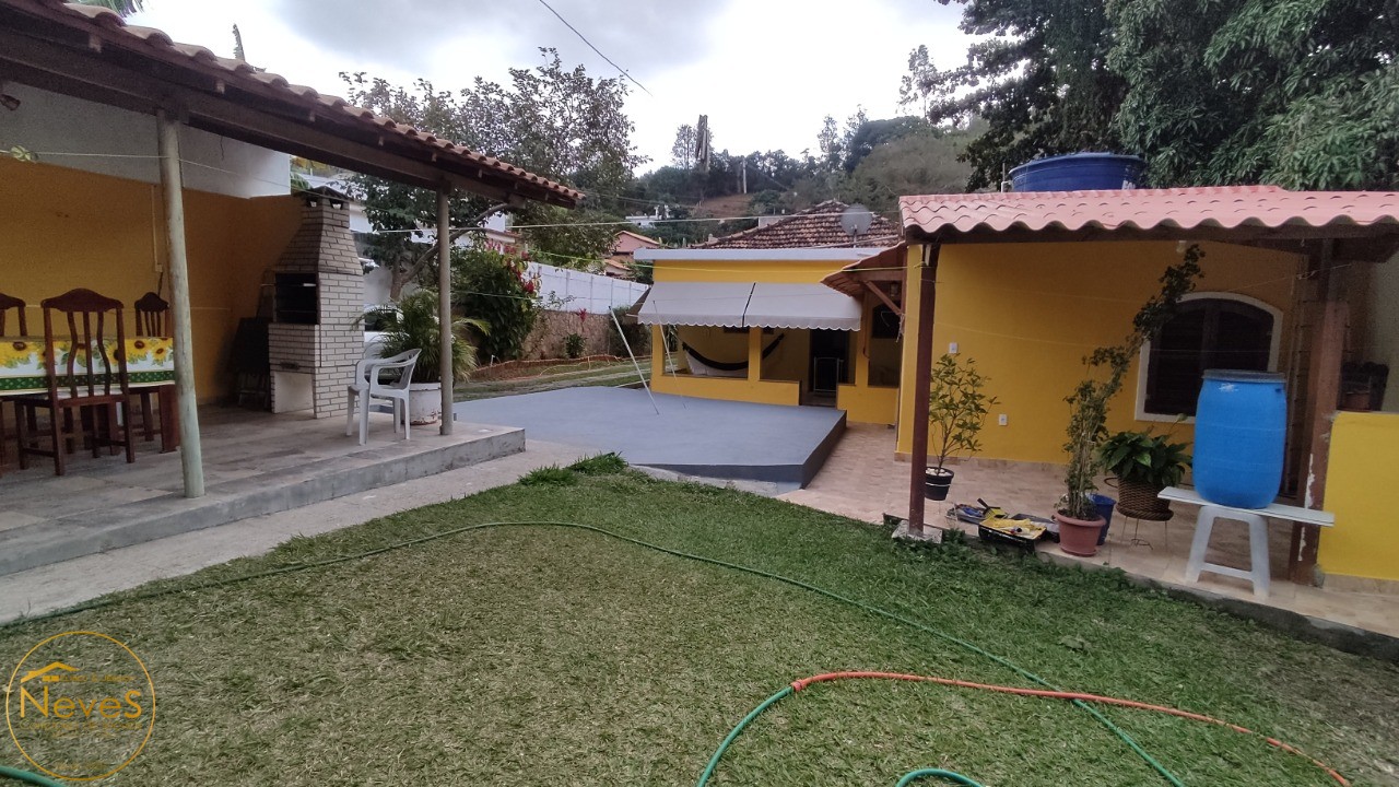 Casa à venda com 3 quartos, 600m² - Foto 47
