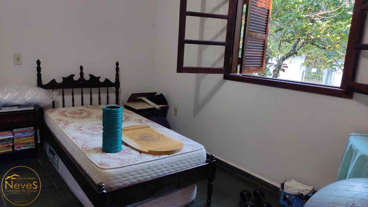 Casa à venda com 4 quartos, 2659m² - Foto 25