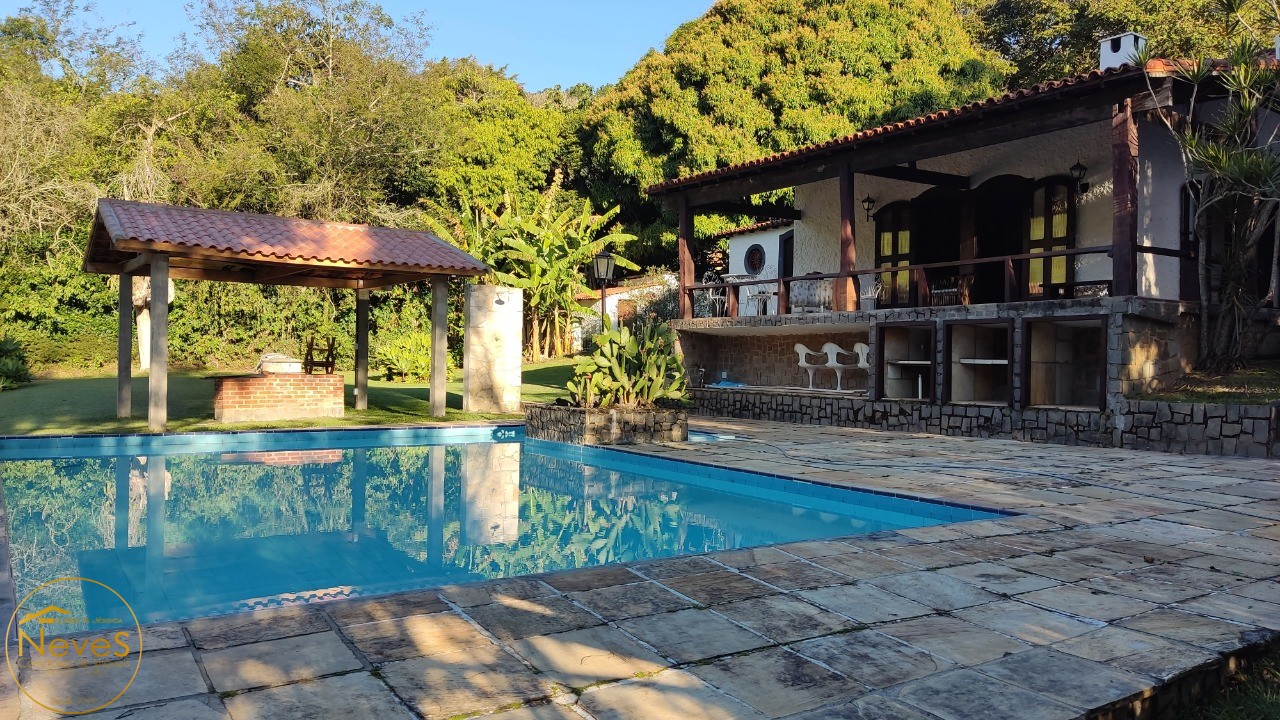 Casa à venda com 4 quartos, 2659m² - Foto 3