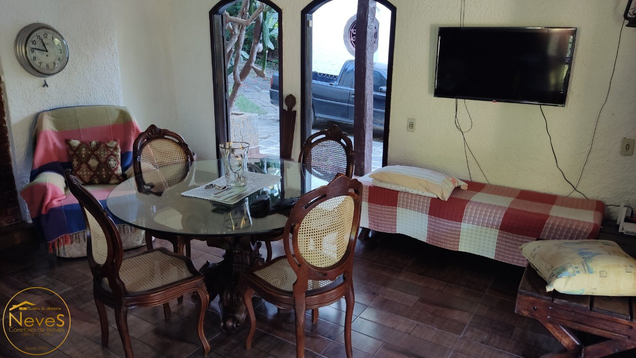 Casa à venda com 4 quartos, 2659m² - Foto 9