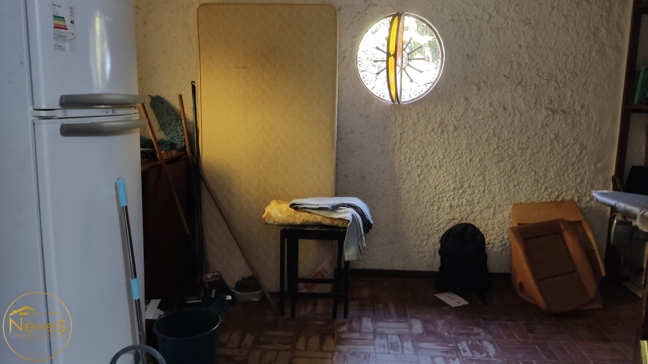 Casa à venda com 4 quartos, 2659m² - Foto 22