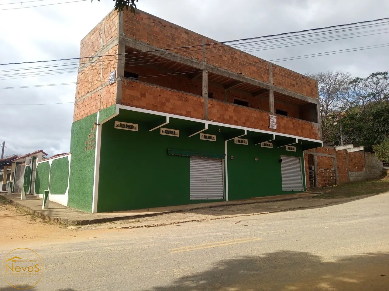 Casa à venda com 3 quartos, 460m² - Foto 3