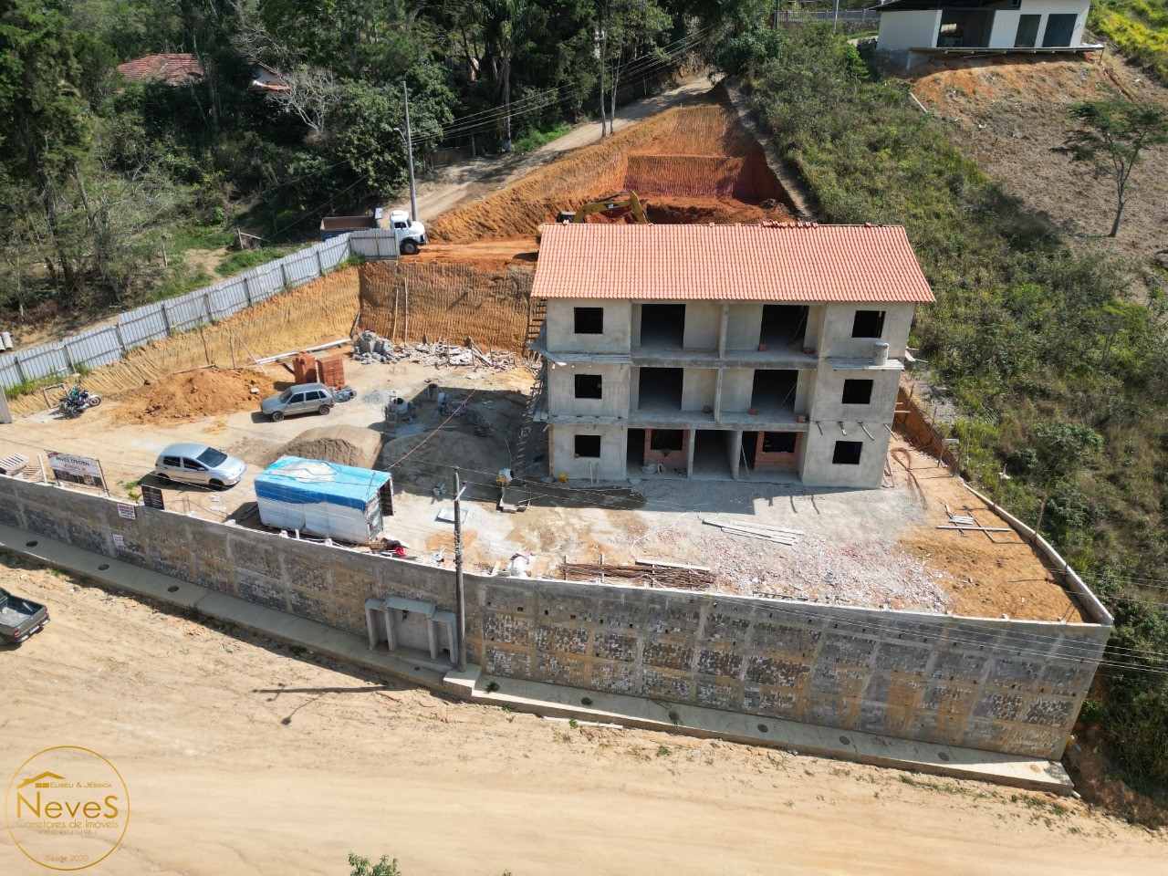 Apartamento à venda com 2 quartos, 65m² - Foto 3