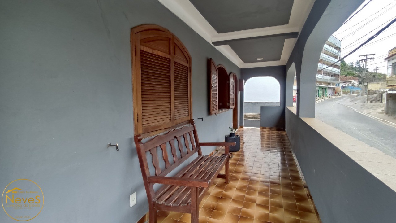 Casa à venda com 2 quartos, 839m² - Foto 2