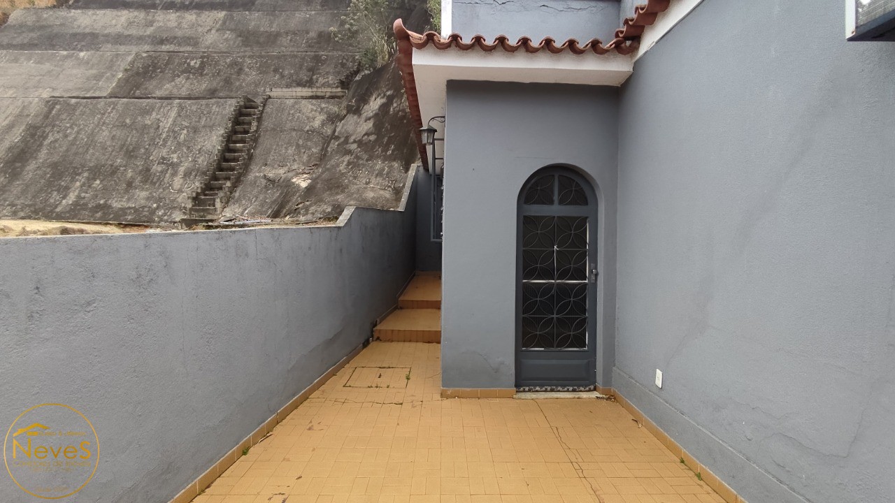 Casa à venda com 2 quartos, 839m² - Foto 4