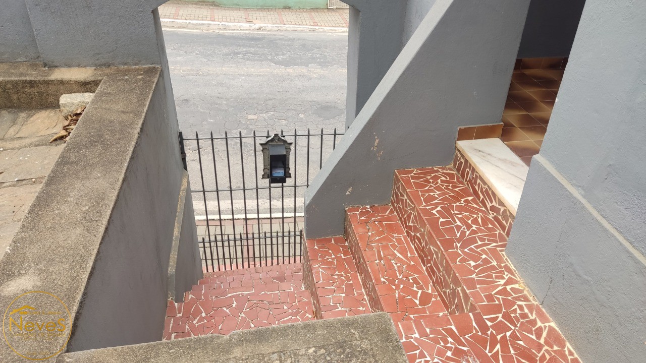 Casa à venda com 2 quartos, 839m² - Foto 3