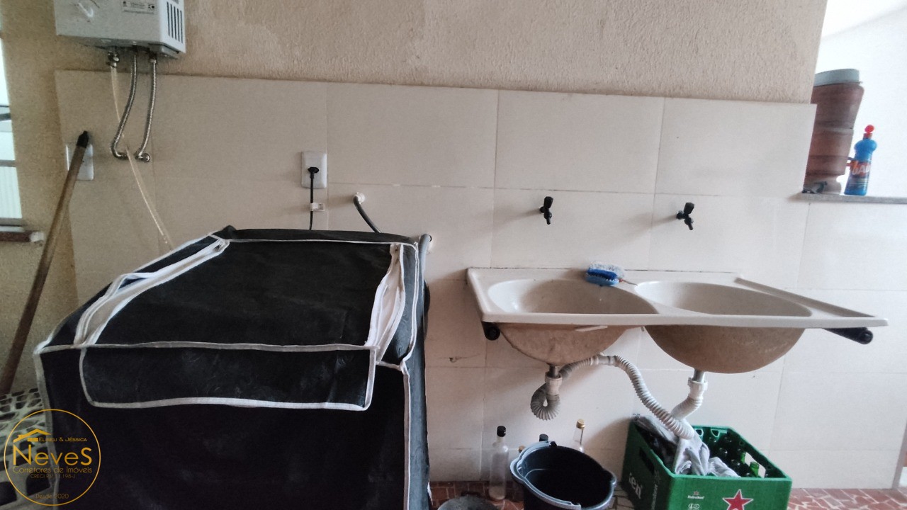 Casa à venda com 2 quartos, 839m² - Foto 17