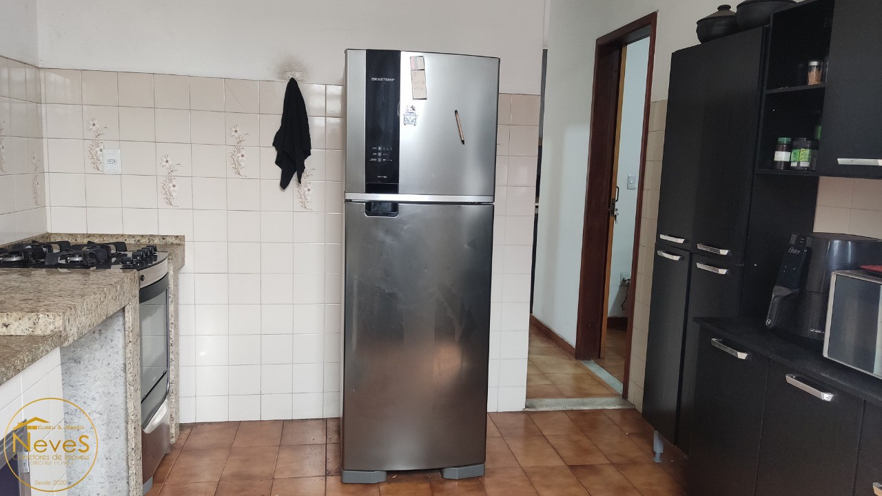 Casa à venda com 2 quartos, 839m² - Foto 16