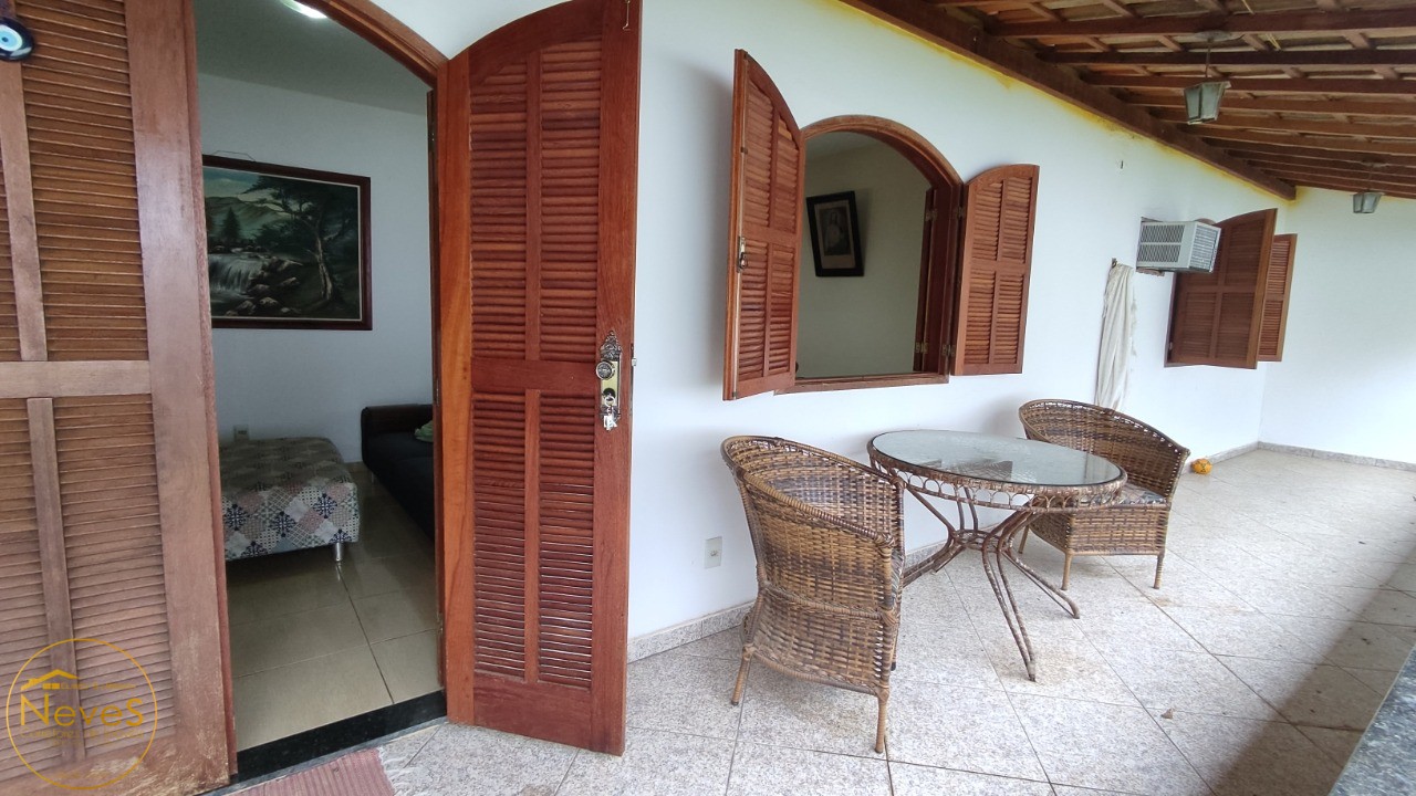 Casa à venda com 3 quartos, 664m² - Foto 4